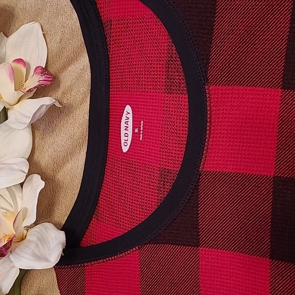 Old Navy Waffle Knit Top - Picture 8 of 11